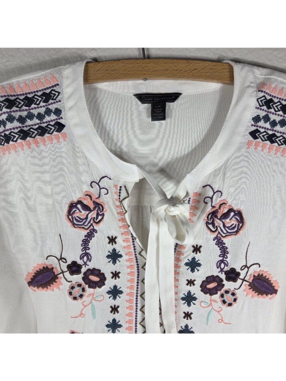 Coupé Collection White Embroided Tunic Shirt Top Size L Long Sleeve Tie Neck - Picture 6 of 16